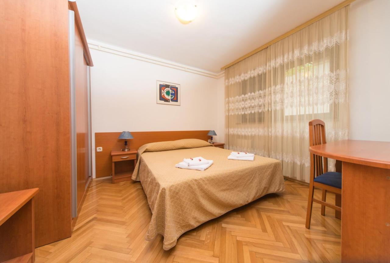 Holiday Apartment 50M From The Beach Пиешчана Увала Екстериор снимка