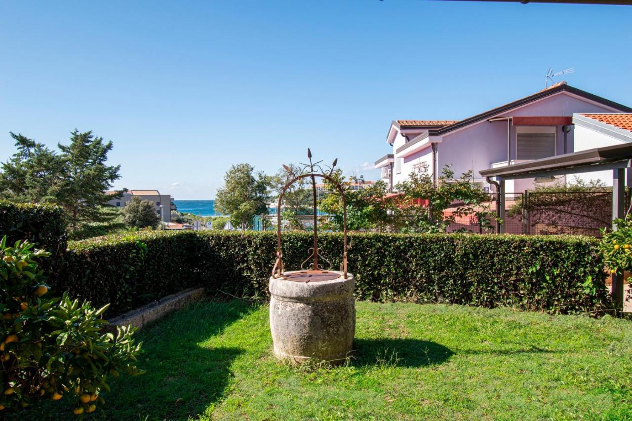 Holiday Apartment 50M From The Beach Пиешчана Увала Екстериор снимка