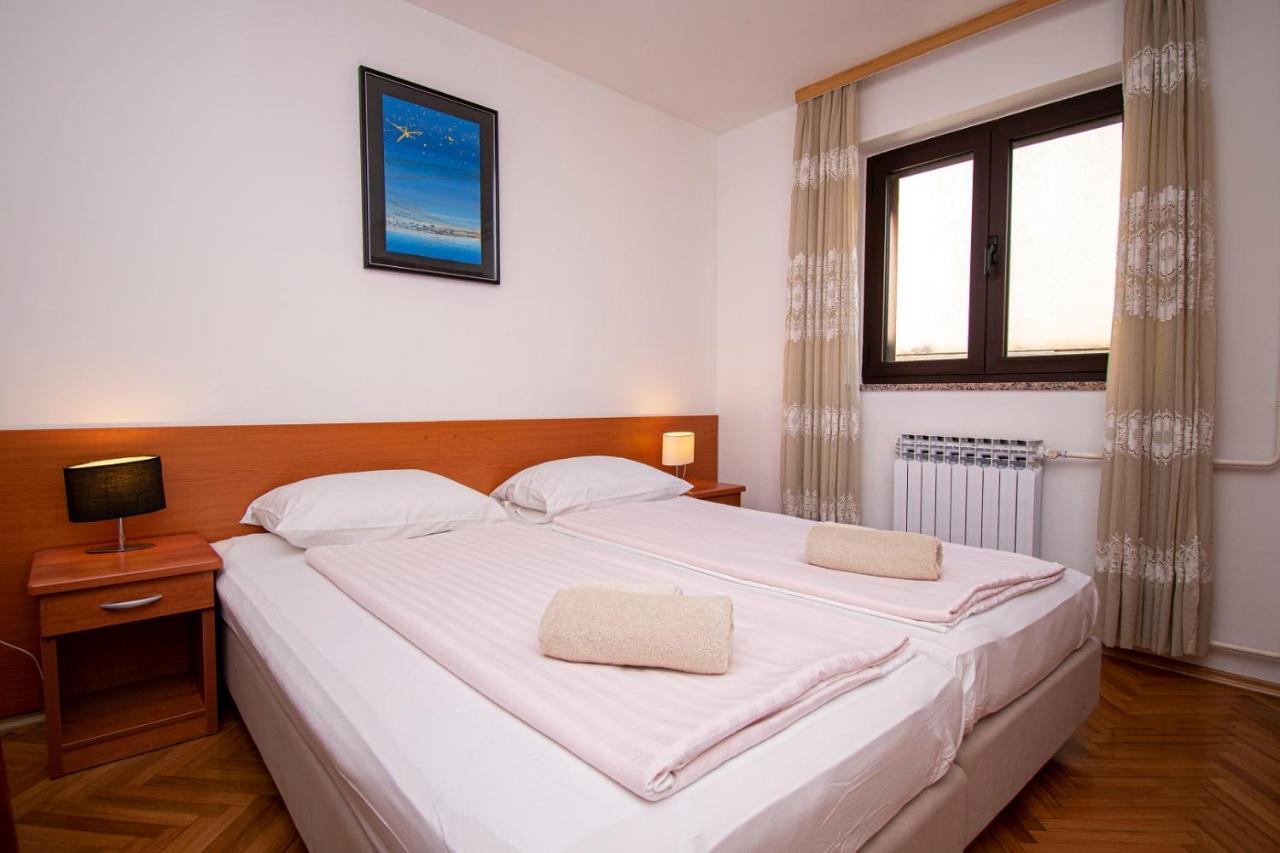 Holiday Apartment 50M From The Beach Пиешчана Увала Екстериор снимка