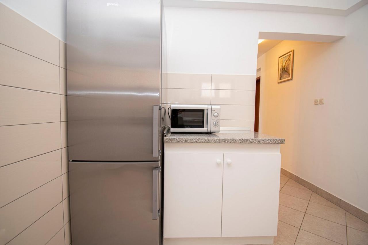 Holiday Apartment 50M From The Beach Пиешчана Увала Екстериор снимка